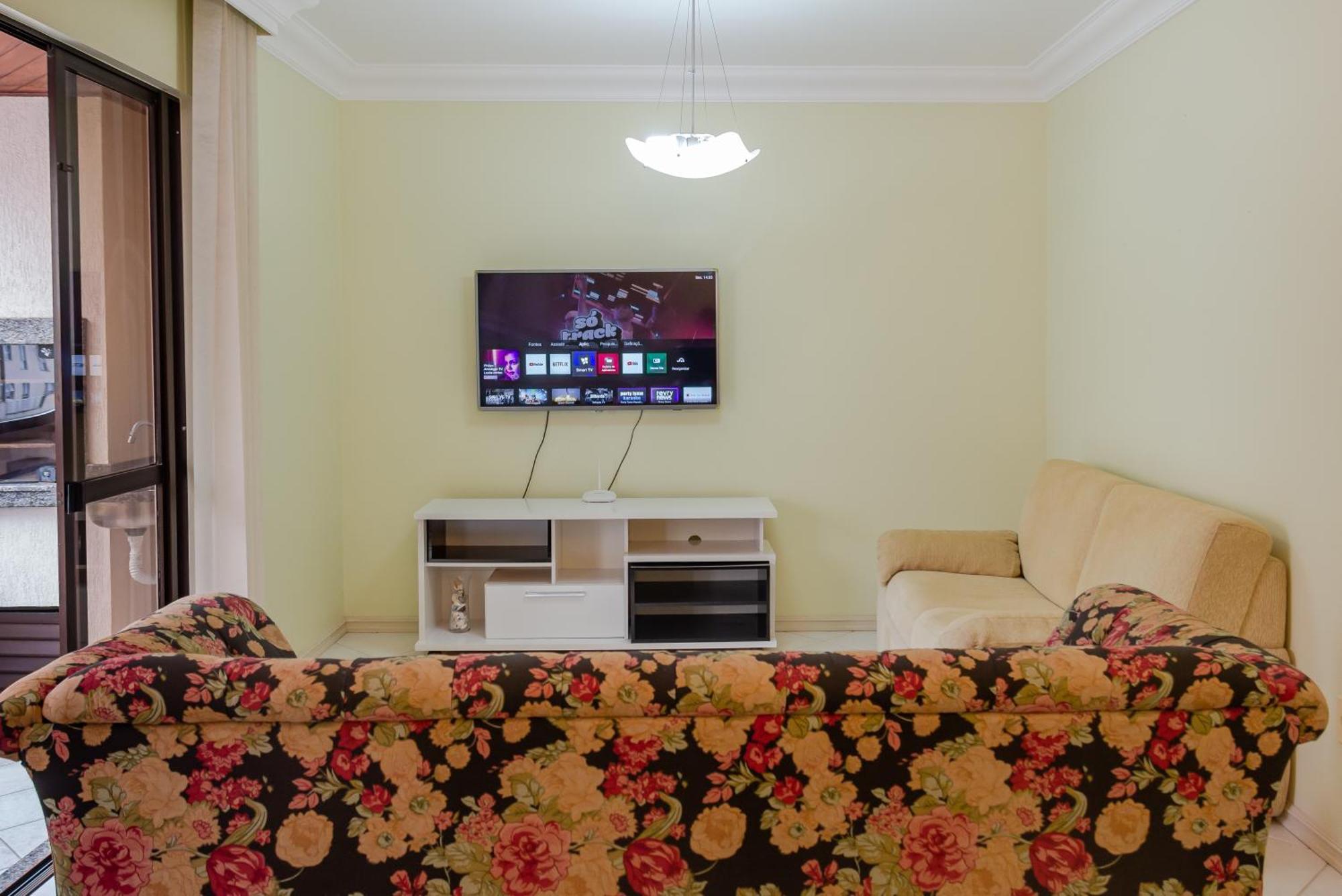 Elegancia Classica A 1 Quadra Da Em Bc N704 *