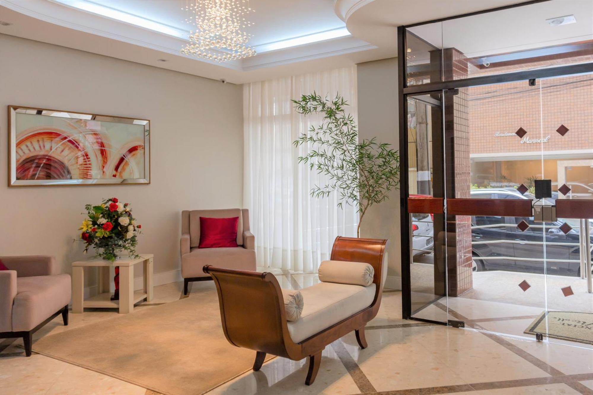 Apartamento Elegancia Classica A 1 Quadra Da Em Bc N704 *