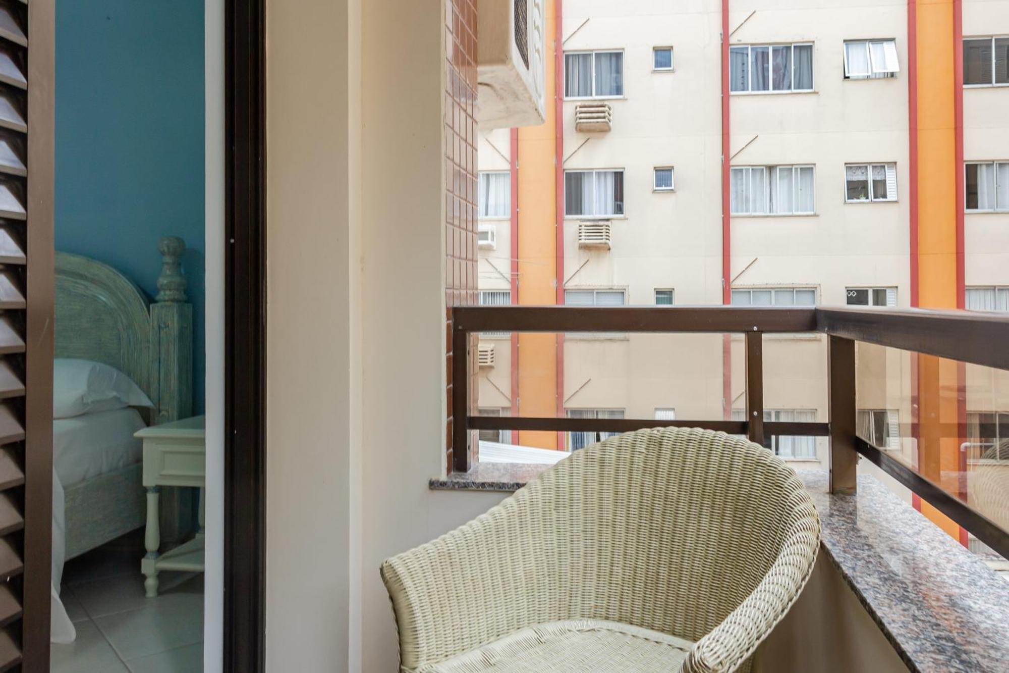 Apartamento Elegancia Classica A 1 Quadra Da Em Bc N704 Balneario Camboriu
