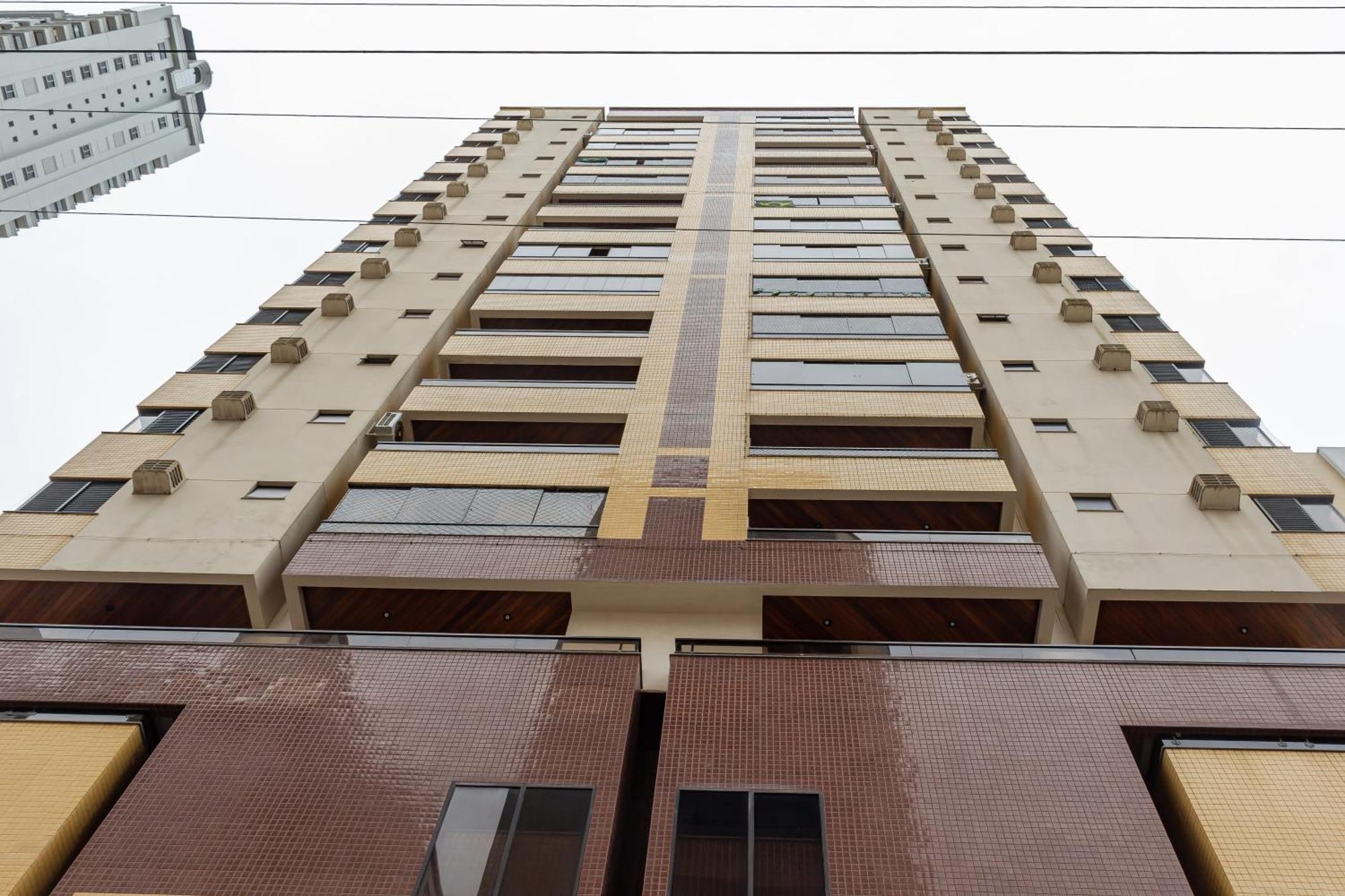 Elegancia Classica A 1 Quadra Da Em Bc N704 Apartamento Balneario Camboriu